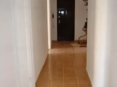 hol aerisit modern inchiriere apartament Sector 6 București